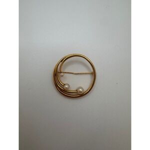 Monet Gold Tone‎ Open Circle Brooch Pin with Pearls